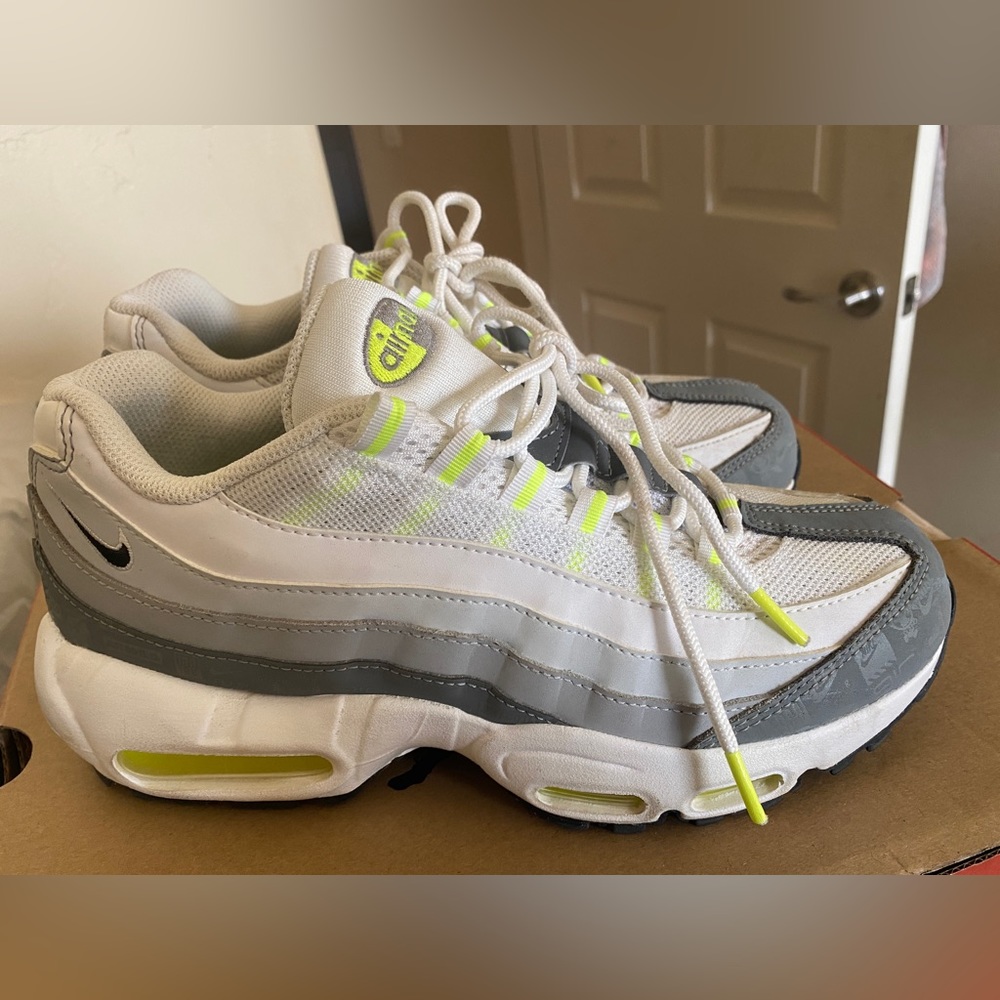 Nike Air Max 95 Grey Volt (GS)